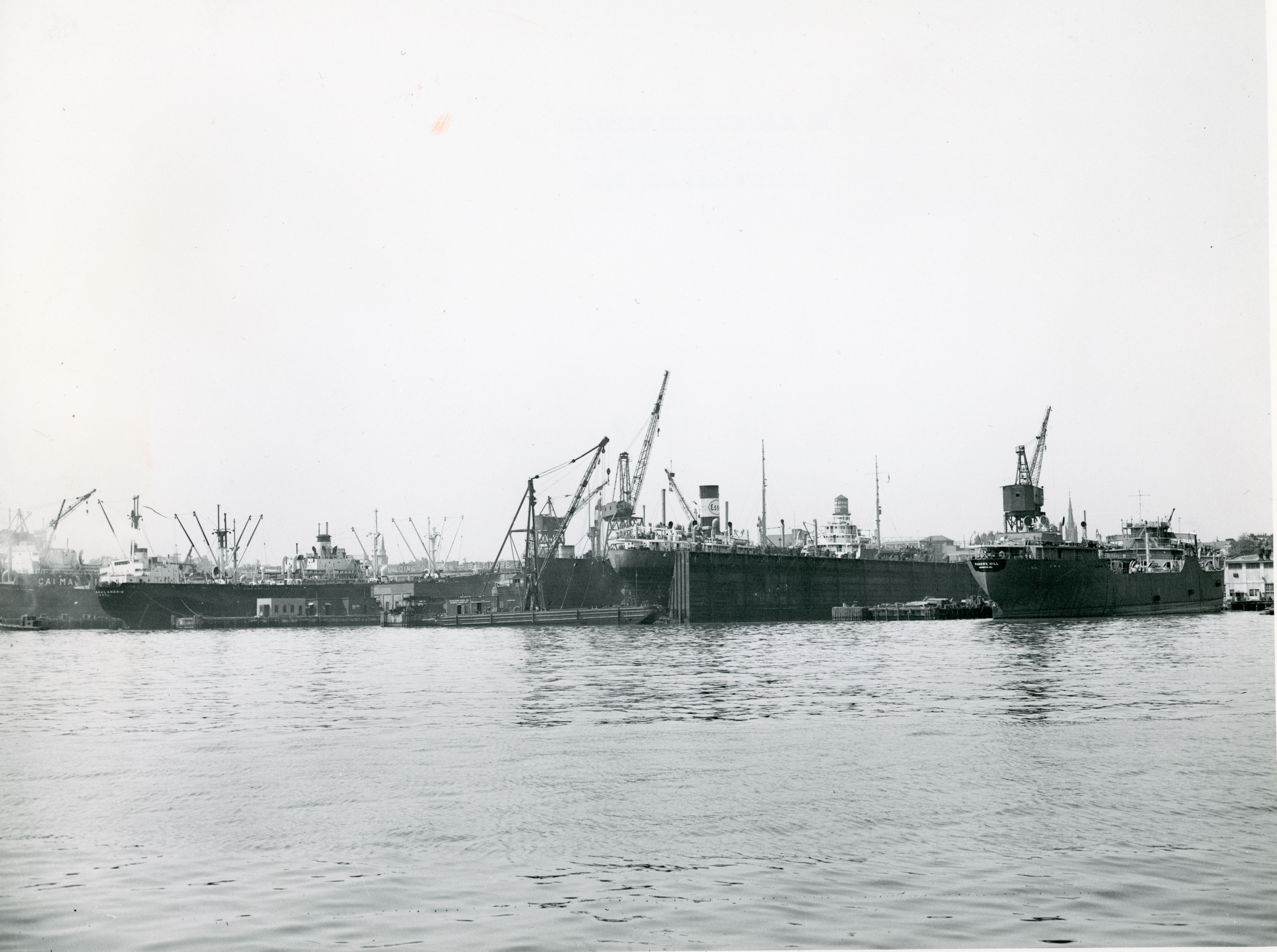 Key Highway Shipyard, Water level